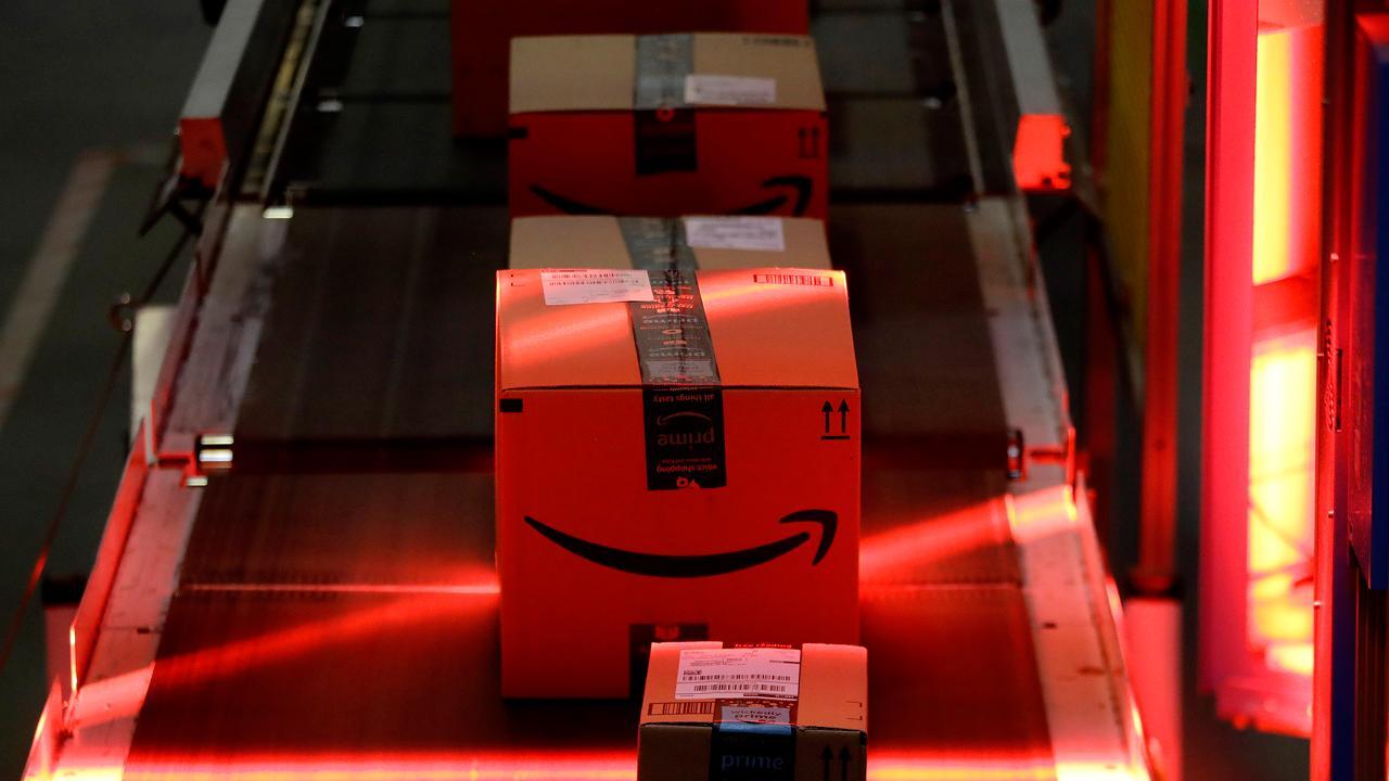 Amazon, Apple urging restraint against China as Trump weighs tariffs