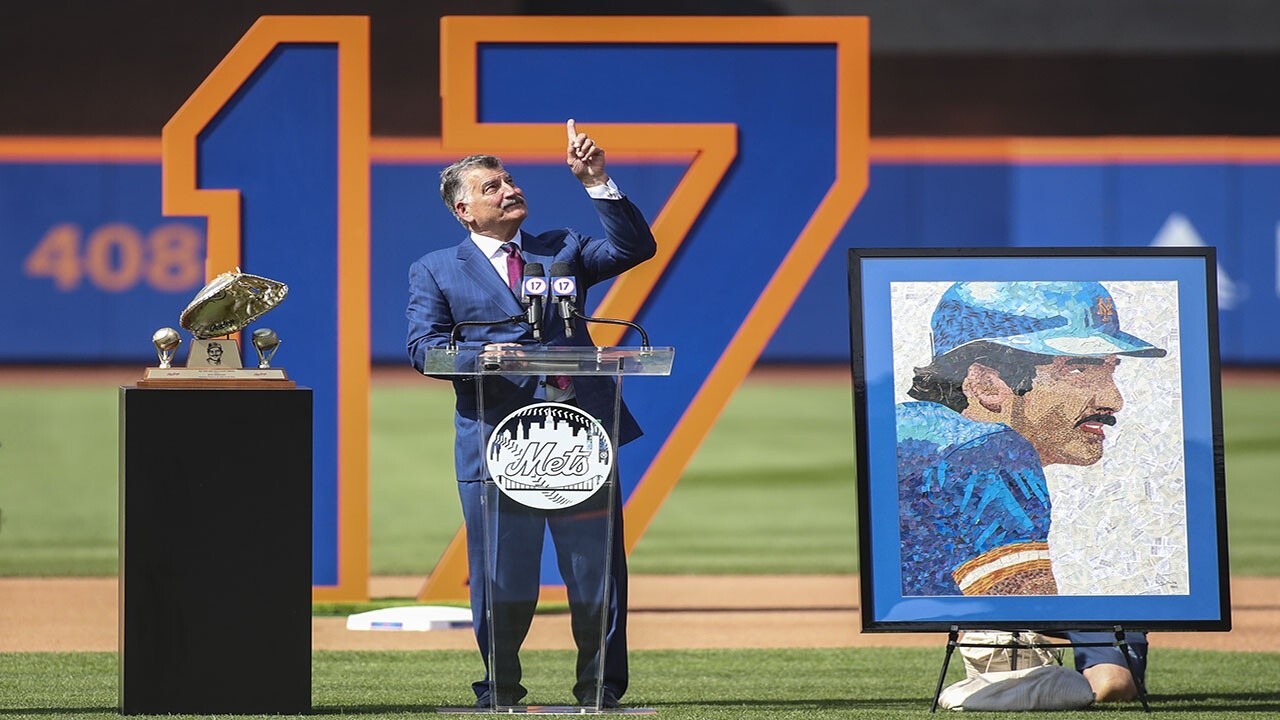 New York Mets honor Keith Hernandez by retiring No. 17
