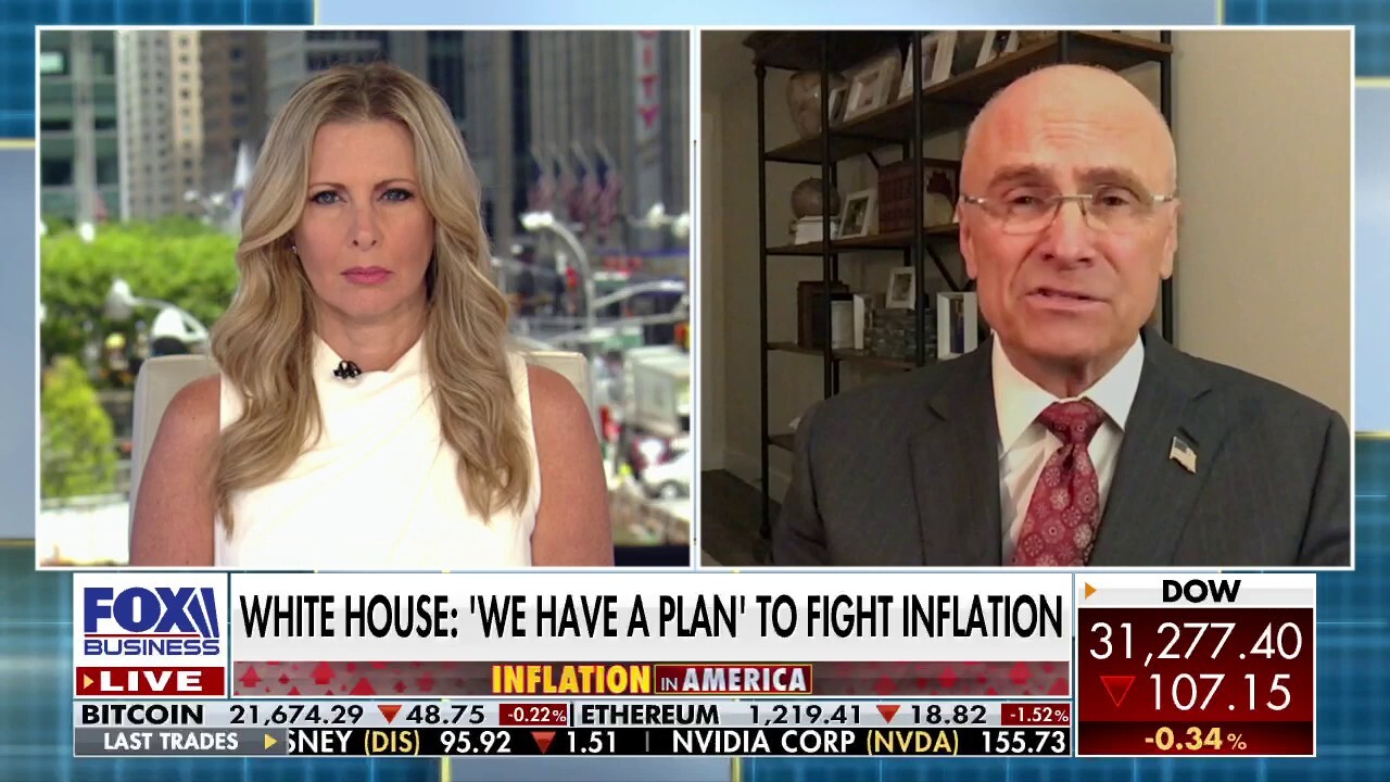 Former CKE Restaurants CEO Andy Puzder provides perspective on inflation, saying it is ‘far worse’ than it seems on ‘Cavuto: Coast to Coast.’ 