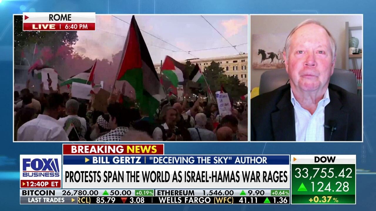 'Deceiving the Sky' author Bill Gertz discusses whether China will attempt to take advantage Israel-Hamas conflict on 'Cavuto: Coast to Coast.'