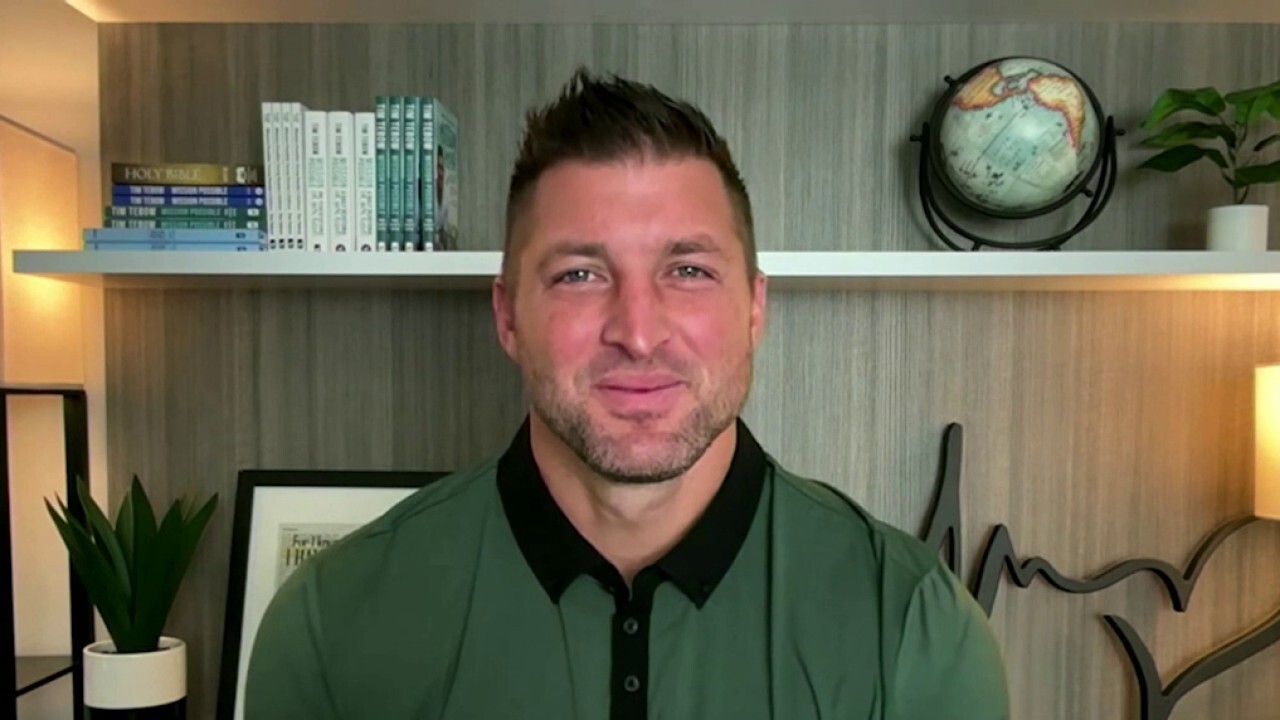 Tim Tebow unveils Renewed Hope Act to 'build a bigger rescue team' targeting online child exploitation