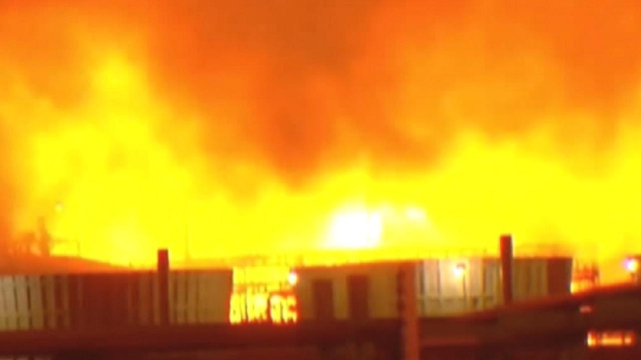 Fire erupts at an ExxonMobil refinery in Louisiana 