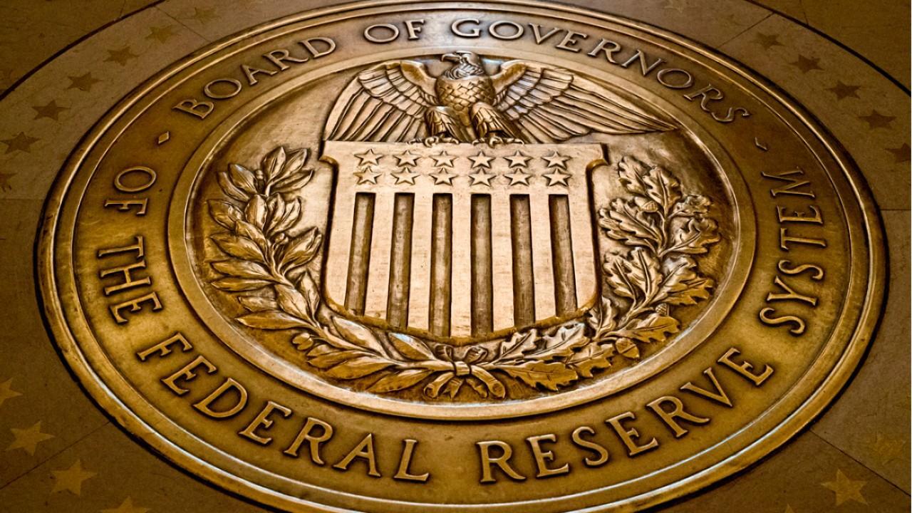 Bond market anticipating future Fed rate cuts: Peter Schiff 