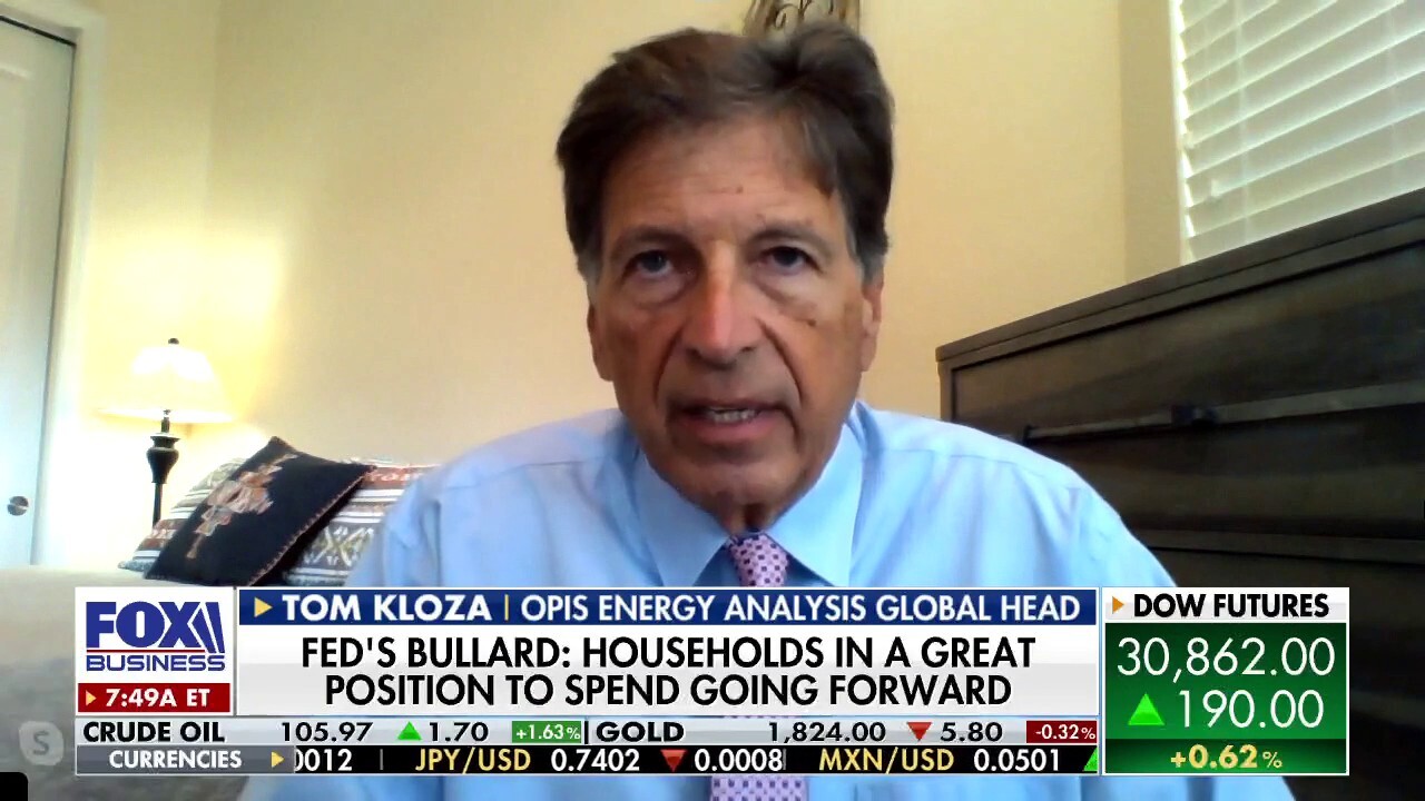 OPIS Energy analysis global head Tom Kloza provides insight into how record gas prices are impacting the U.S. economy. 