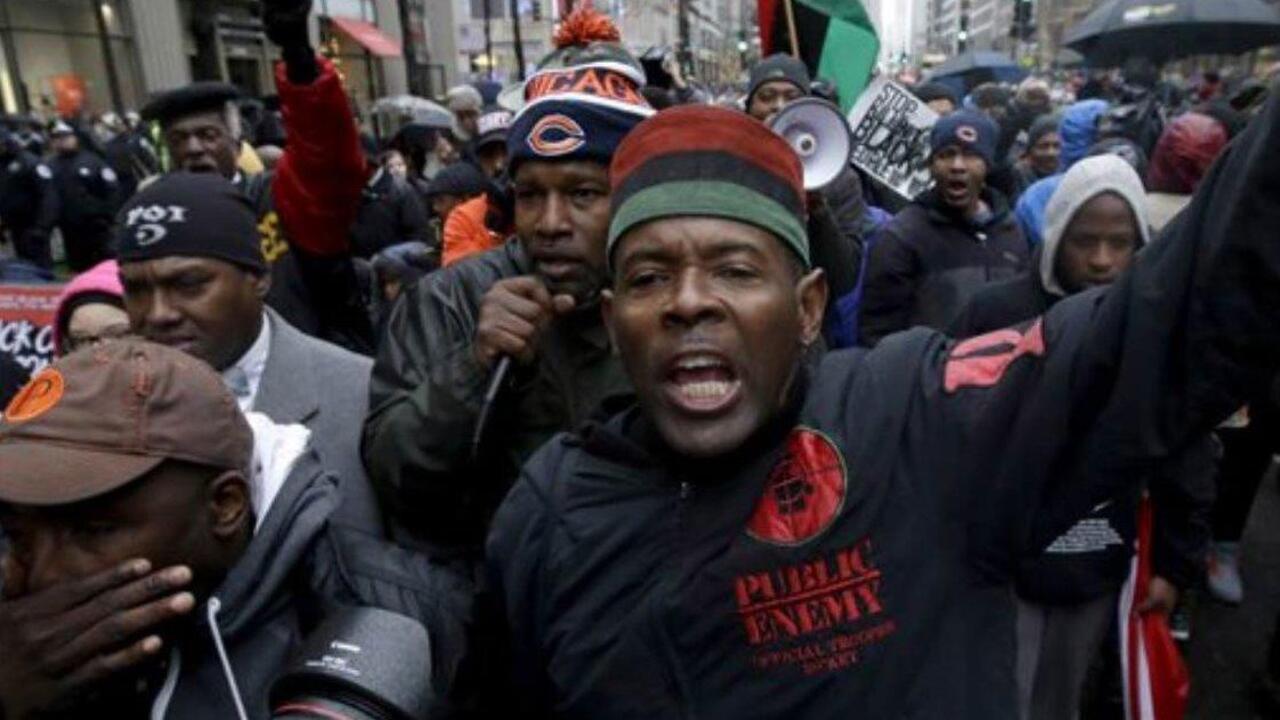 Protesters: Rahm must go 