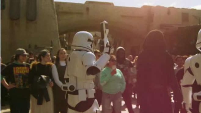 Disneyland's 'Star Wars' Land getting the cold shoulder from visitors?