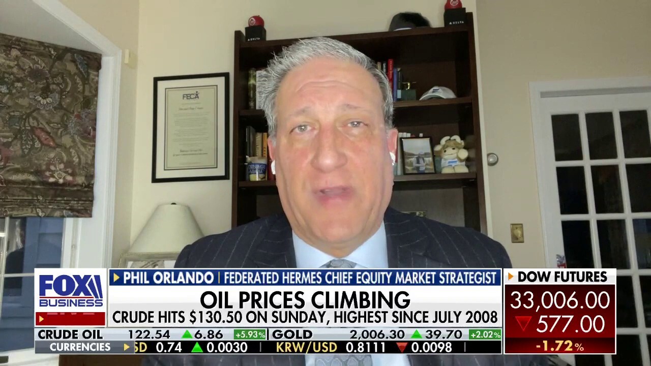 Federated Hermes chief equity strategist Phil Orlando joins 'Mornings with Maria' to discuss skyrocketing oil prices and the economic impact.
