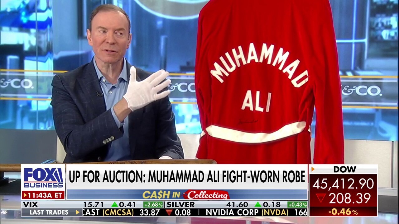 Muhammad Ali's 'Fight of the Century' robe hits the auction block