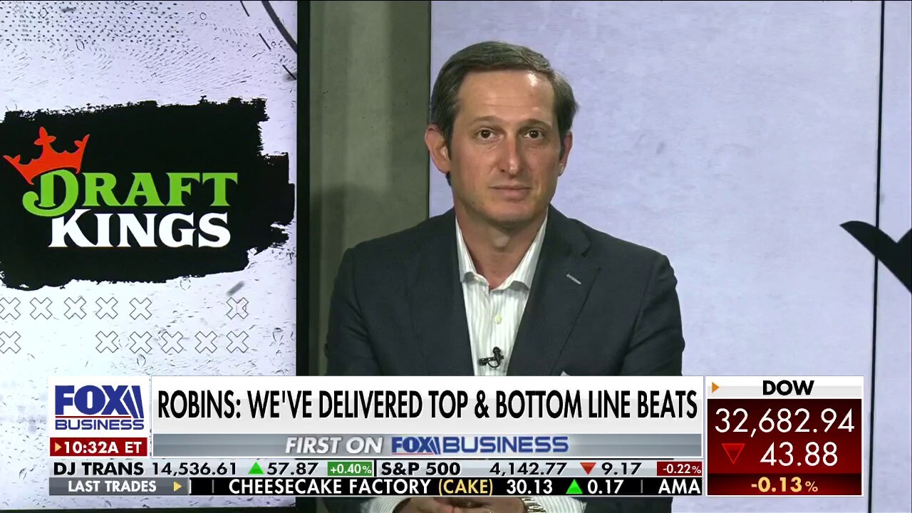 DraftKings CEO Jason Robins says the company has a ‘great plan in place’ to beat competitor FanDuel for the top-earning online sports betting and iGaming platform.
