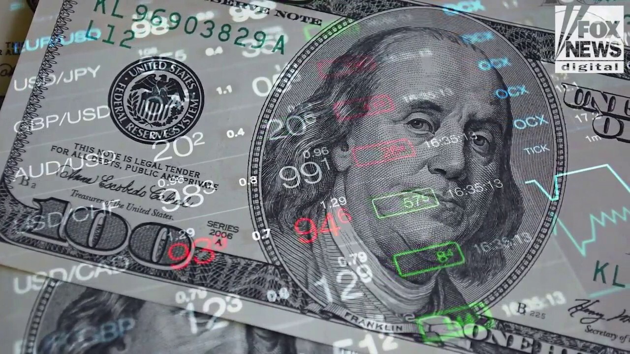 Independent Institute senior fellow and 'Good as Gold' author Judy Shelton speaks with Fox News Digital about a 'dependable' U.S. dollar, gold futures and President Donald Trump's economic plan.