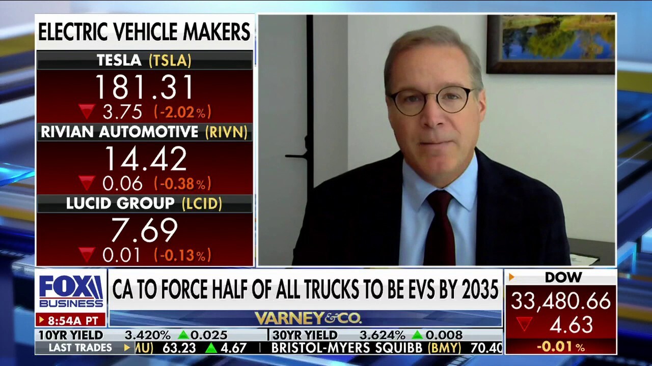 Chris Spear rips California's move to force half of all trucks to be electric by 2035: 'Sheer embarrassment'
