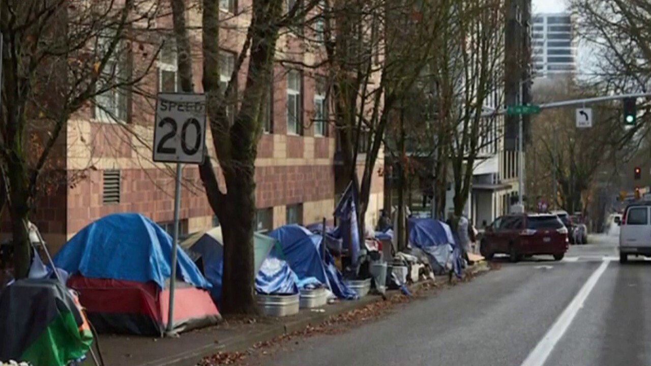 Portland homeless camps remain despite tent ban now in effect | Fox ...