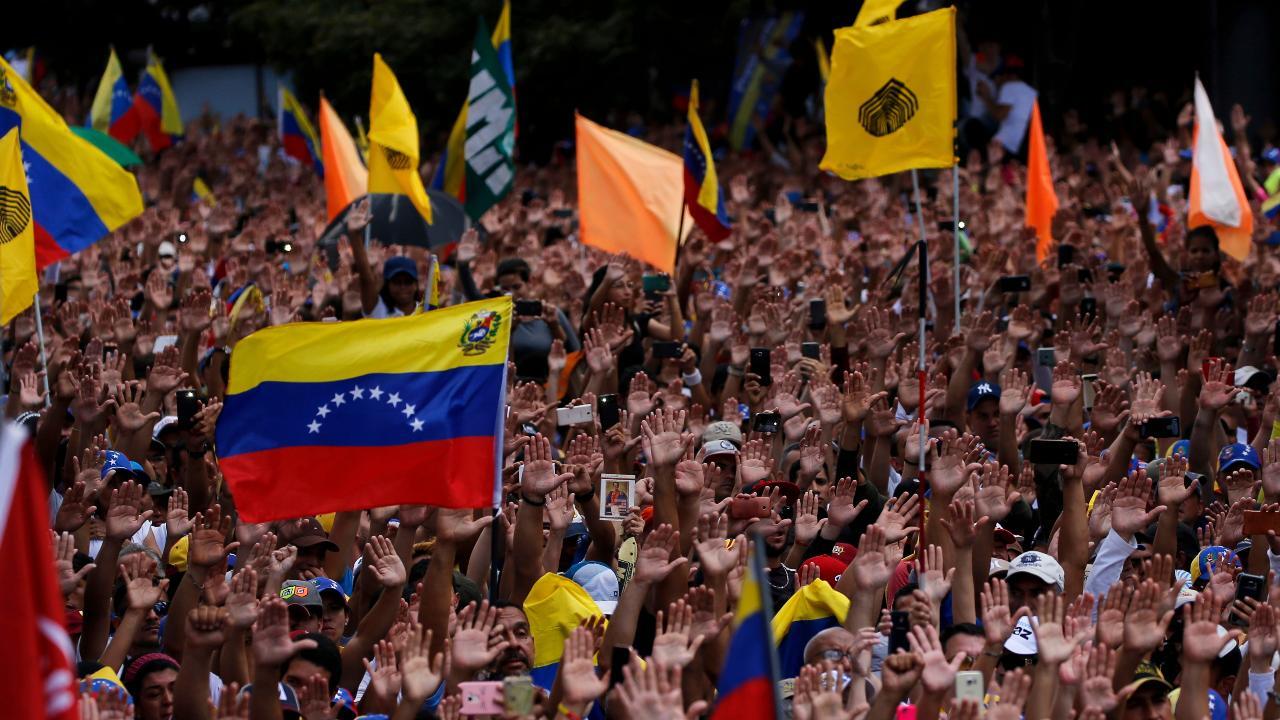 There is a message from Venezuela for America's young socialists, Socialism doesn't work: Varney