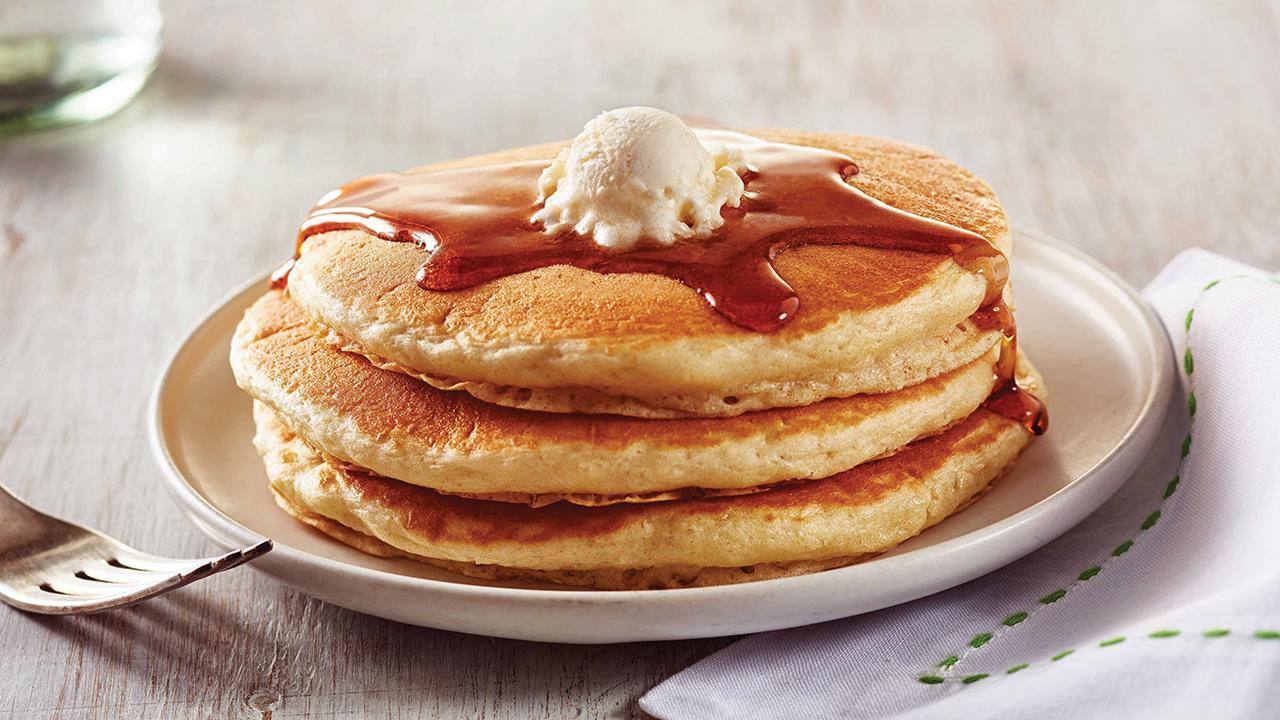Free pancakes at IHOP; Expedia slashes jobs