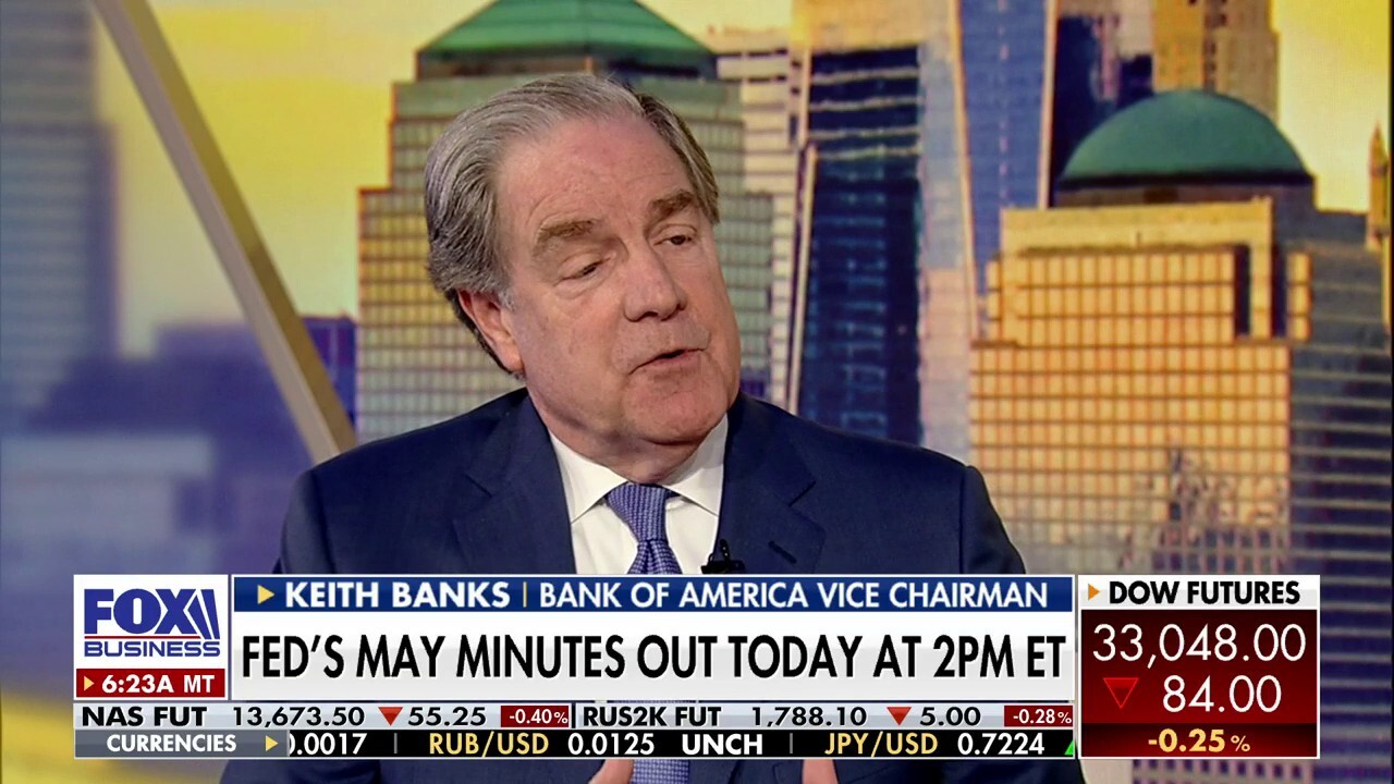 Bank of America Vice Chairman Keith Banks weighs in on the Fed keeping rates higher for longer and the economy's resiliency.
