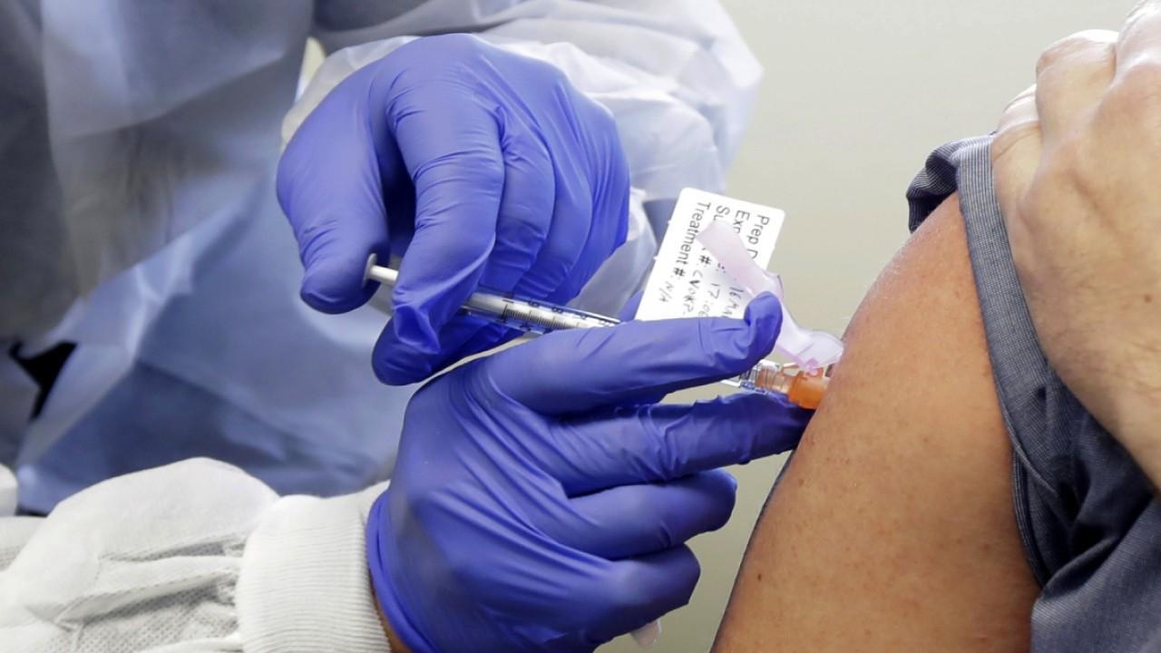 Uncertainty around coronavirus vaccine timeline has ‘really narrowed’: Health care investor 