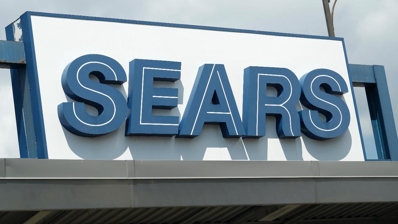 Sears CEO proposes new plan to avoid bankruptcy 
