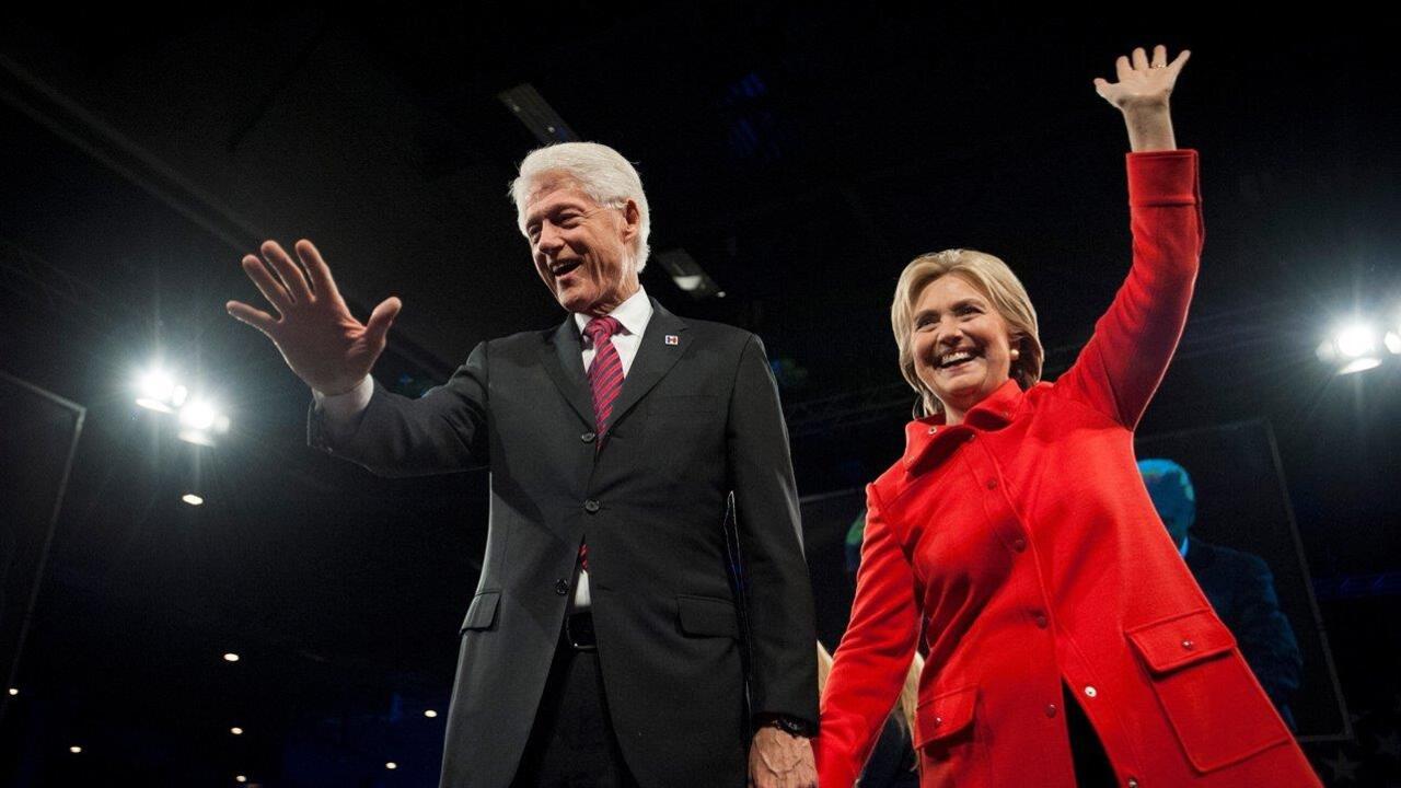 Would an Obama pardon end the Clintons' political career?