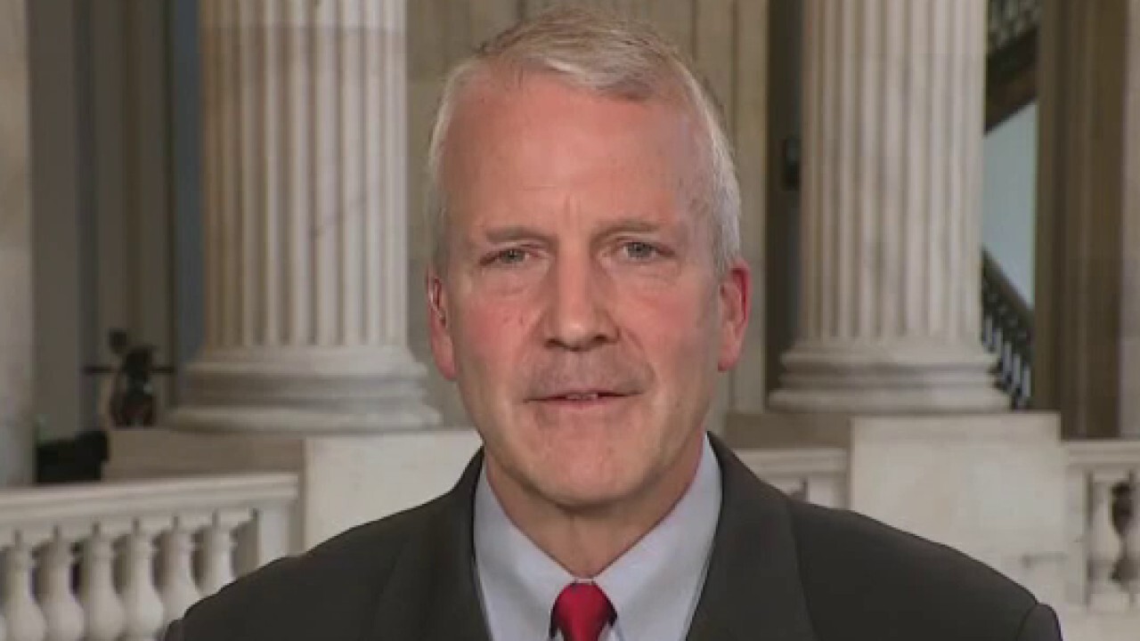 Alaska Republican Sen. Dan Sullivan provides insight on returning power to investors and shreds Biden's energy policies on 'Kudlow.'