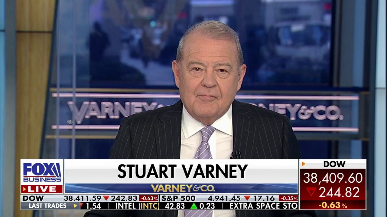 Varney & Co. host Stuart Varney explains why Bidens economy is not resonating with people as inflation cools and the economy expands.