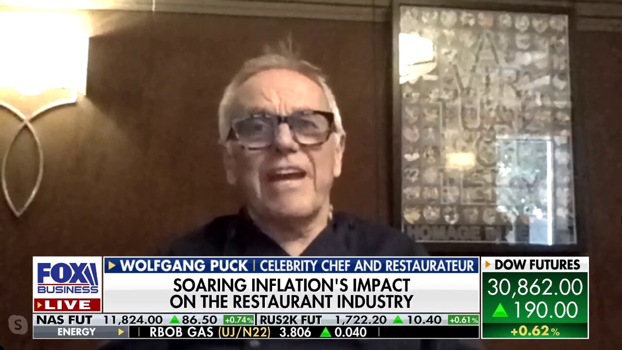Wolfgang Puck: I ‘hate’ restaurant inflation charges