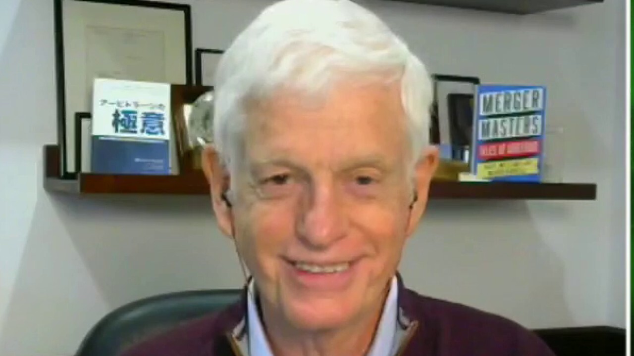 Gabelli: How to profit from 'corporate lovemaking'