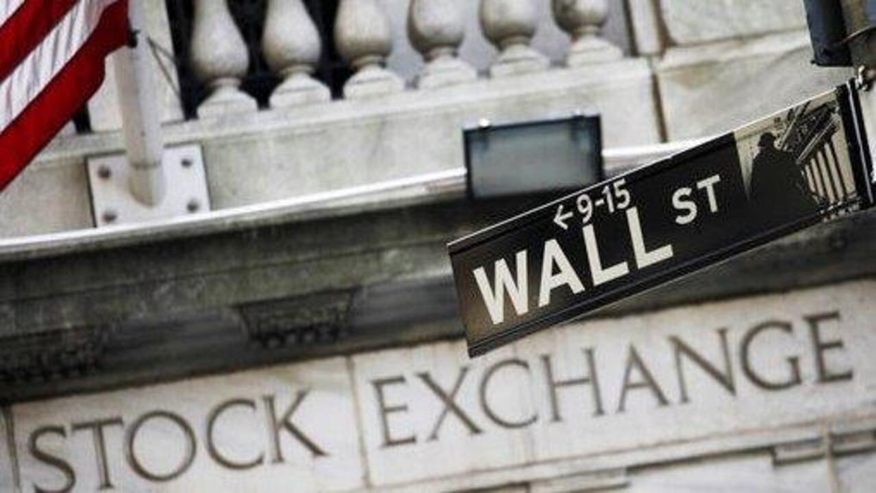Dow opens at new high 