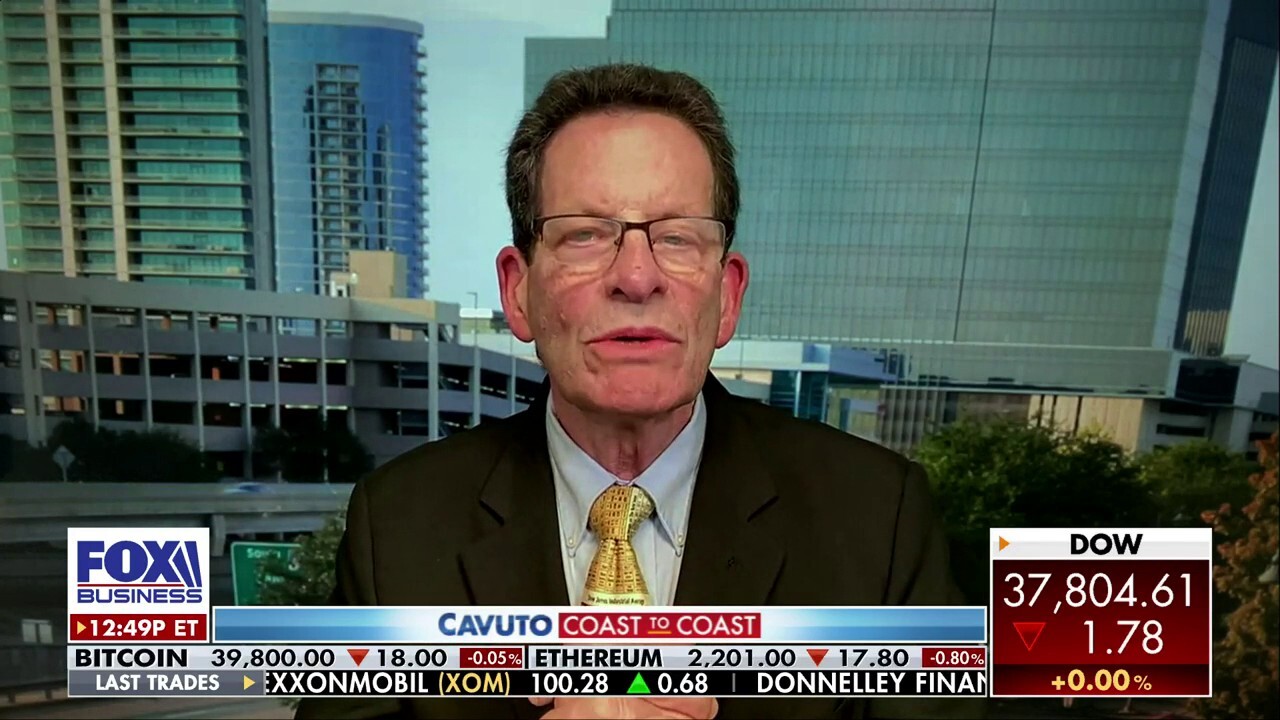 Ken Fisher: 'It's a bull market,' things are better than people think