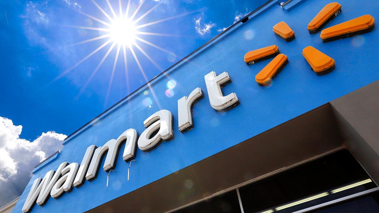 Walmart beats earnings estimates; Pier 1 wants to close down business