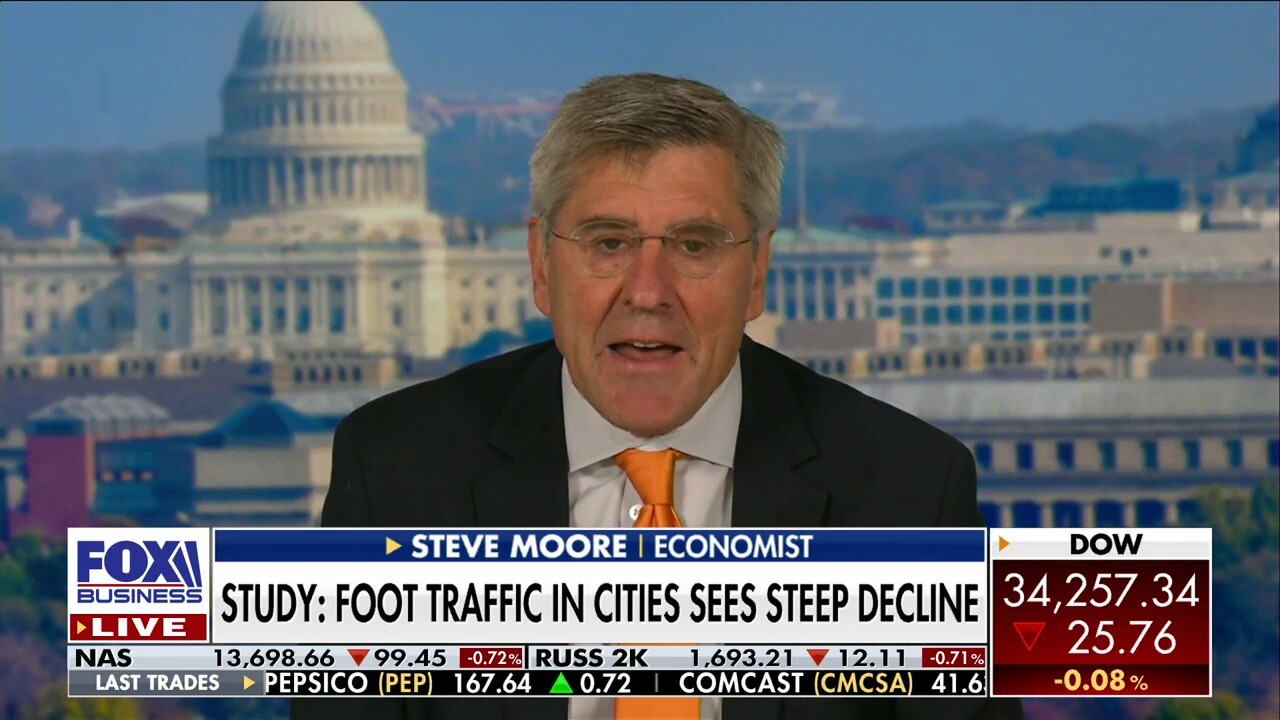 Economist Stephen Moore discusses negative economic trends in Democrat-run cities and Moody's lowering its outlook on the U.S. credit rating.