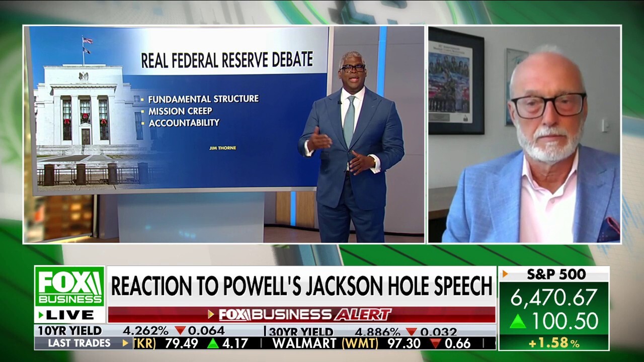 Fed Chair Powell has 'overplayed his hand,' chief market strategist argues
