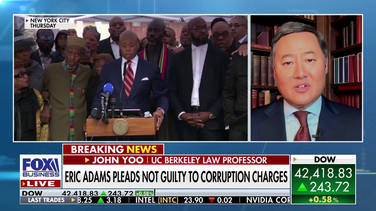  Eric Adams has a 'good shot' at beating corruption charges: John Yoo