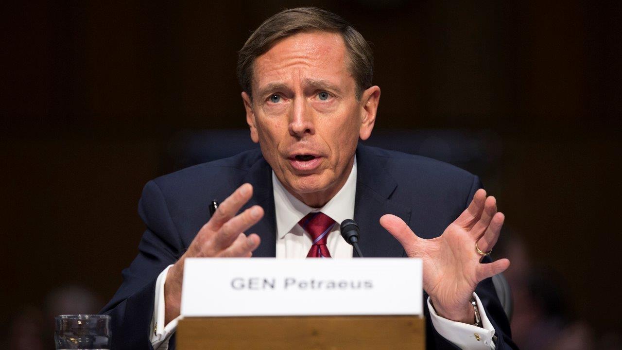 Trump meets with Gen. David Petraeus about Secretary of State post