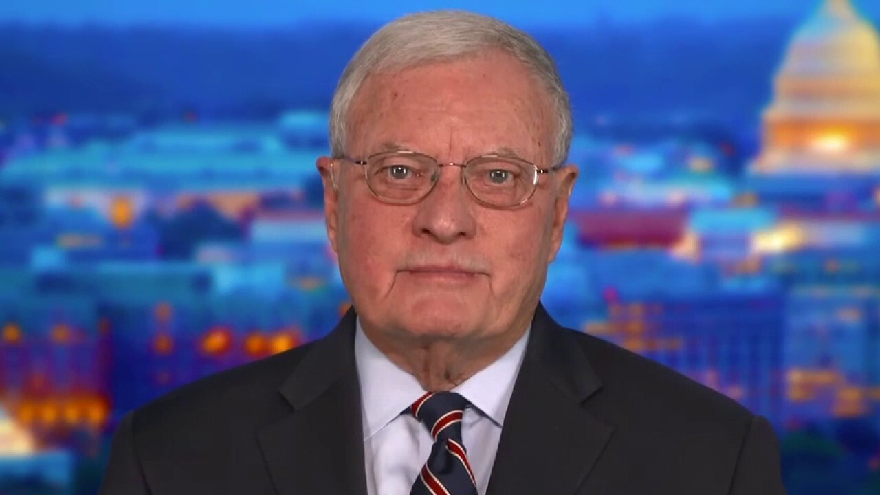 Center for American Security co-Chair General Keith Kellogg discusses China eyeing  its first military base on Africa's Atlantic Coast, tensions escalating between Russia and Ukraine and the 2022 Olympic Games.