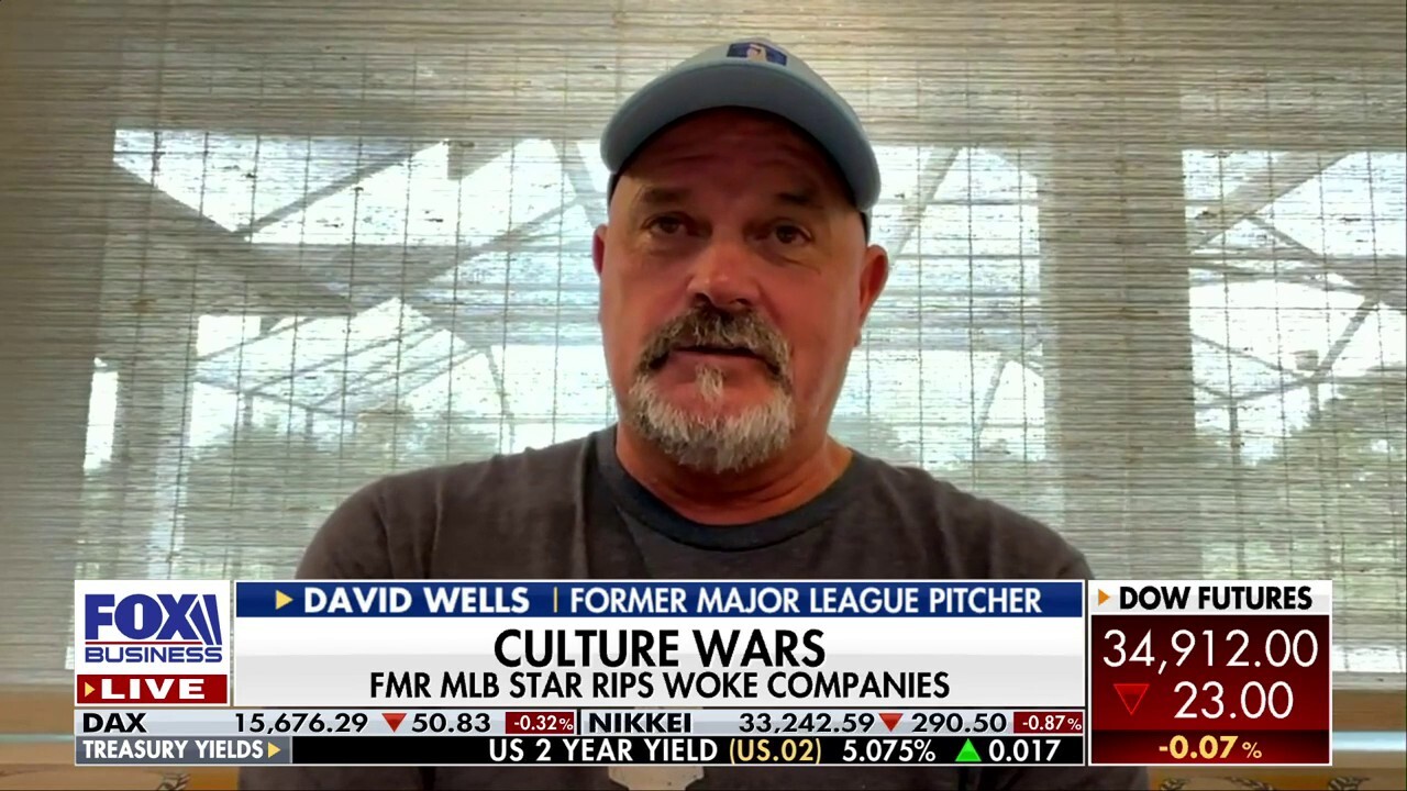 David Wells on covering up Nike logo: These companies 'putting really big damper' on sports