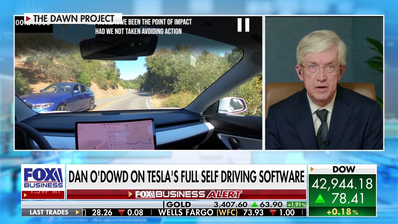 Billionaire Dan O'Dowd discusses why he is critical of Tesla's full self-driving technology on 'The Claman Countdown.'