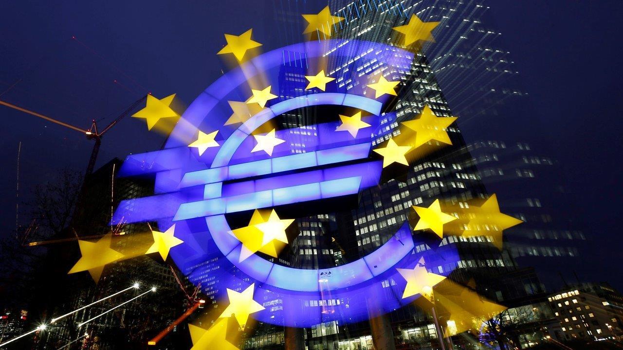 Fmr. Fed Chair Greenspan: Euro has become a failure