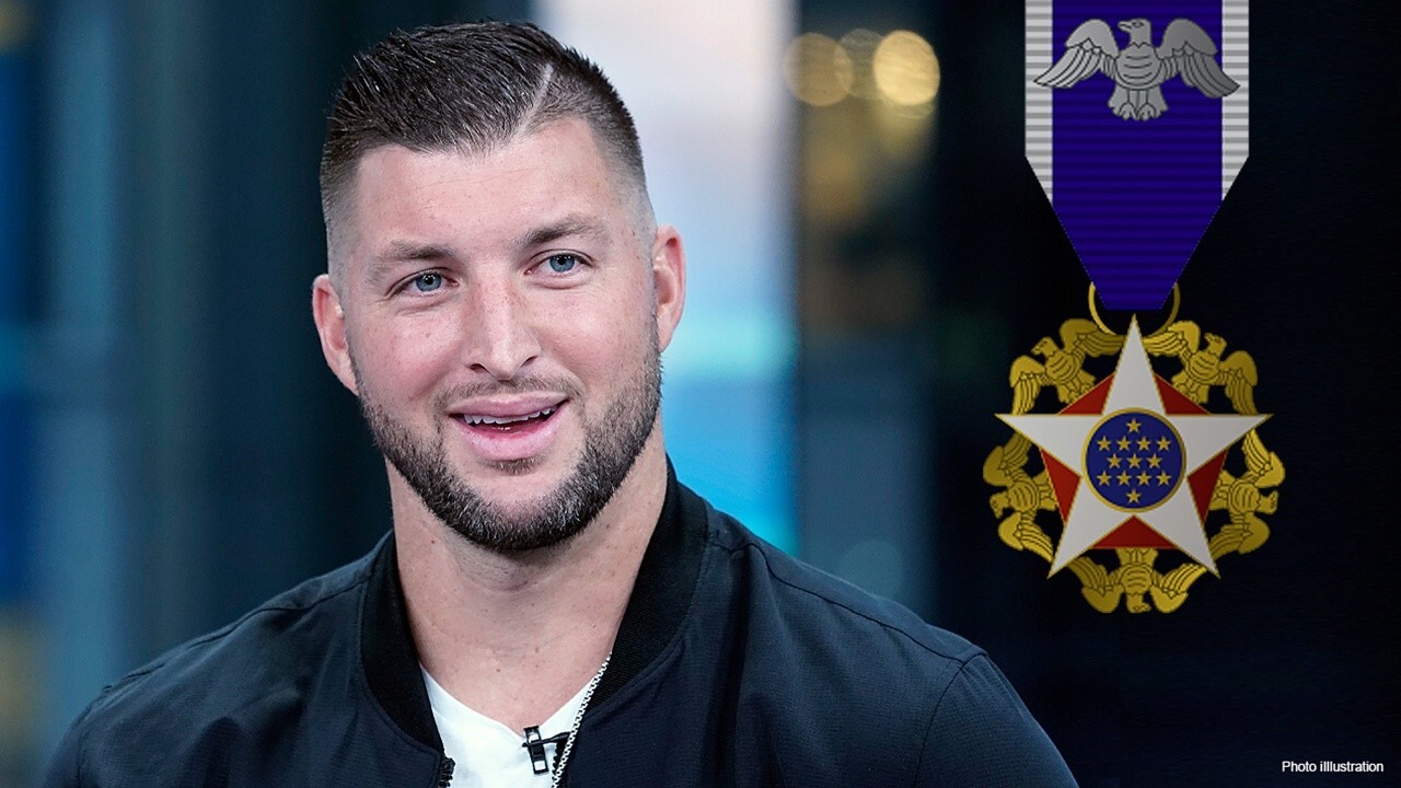 Tim Tebow says he would 'weigh options first' if offered Medal of Freedom
