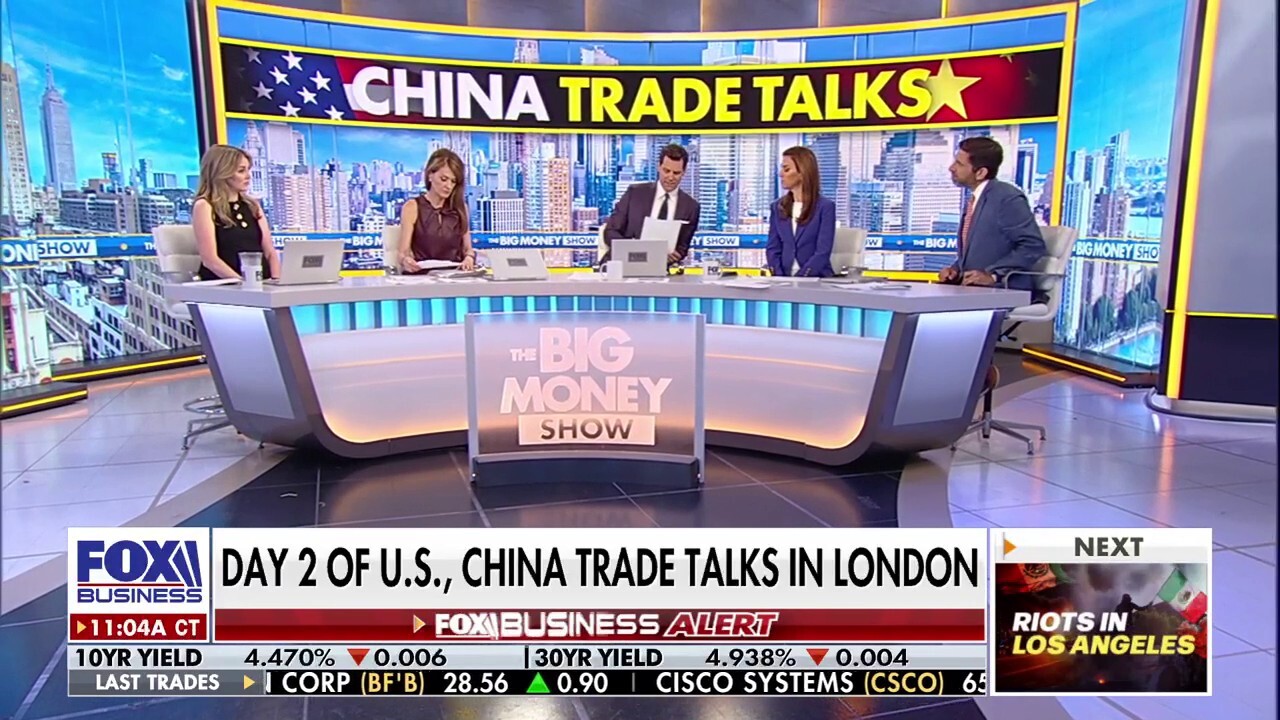 Trade with China is good, panelist says 