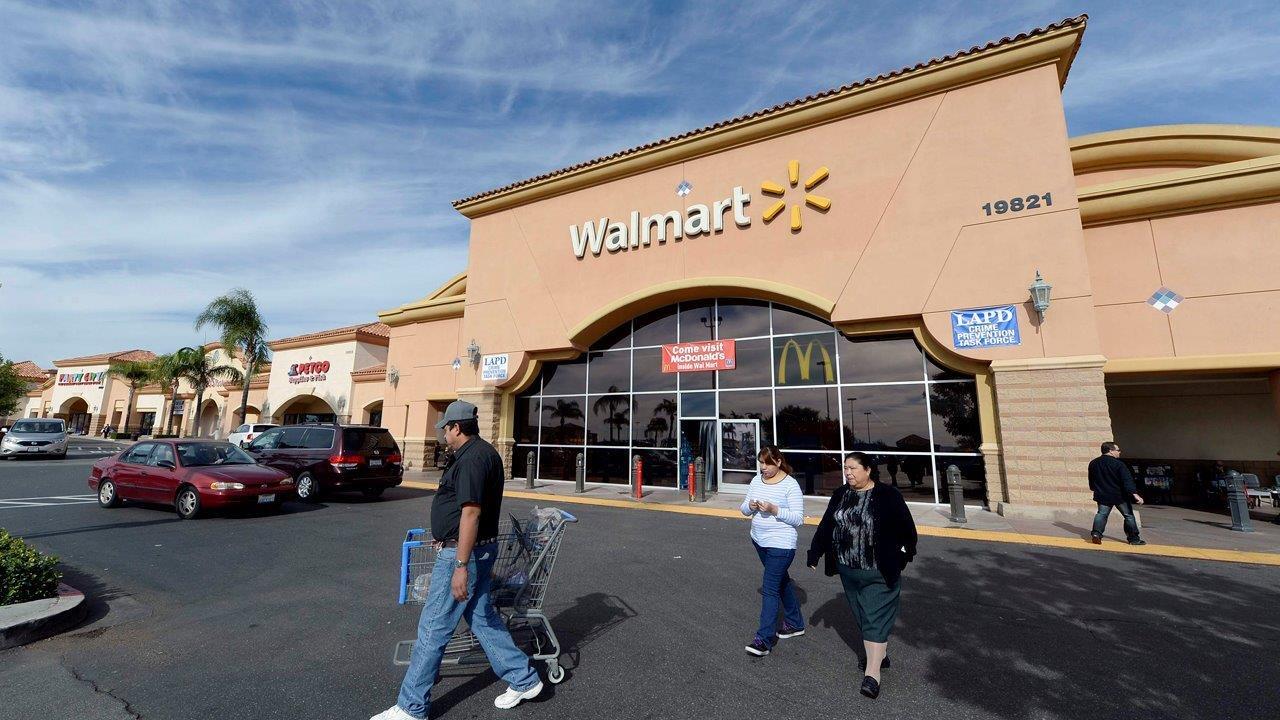 Warren Buffett cuts stake in Walmart