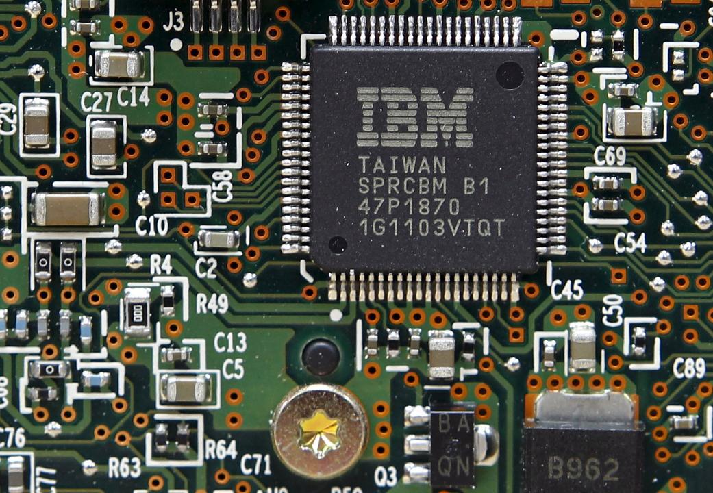 IBM reports second quarter earnings 