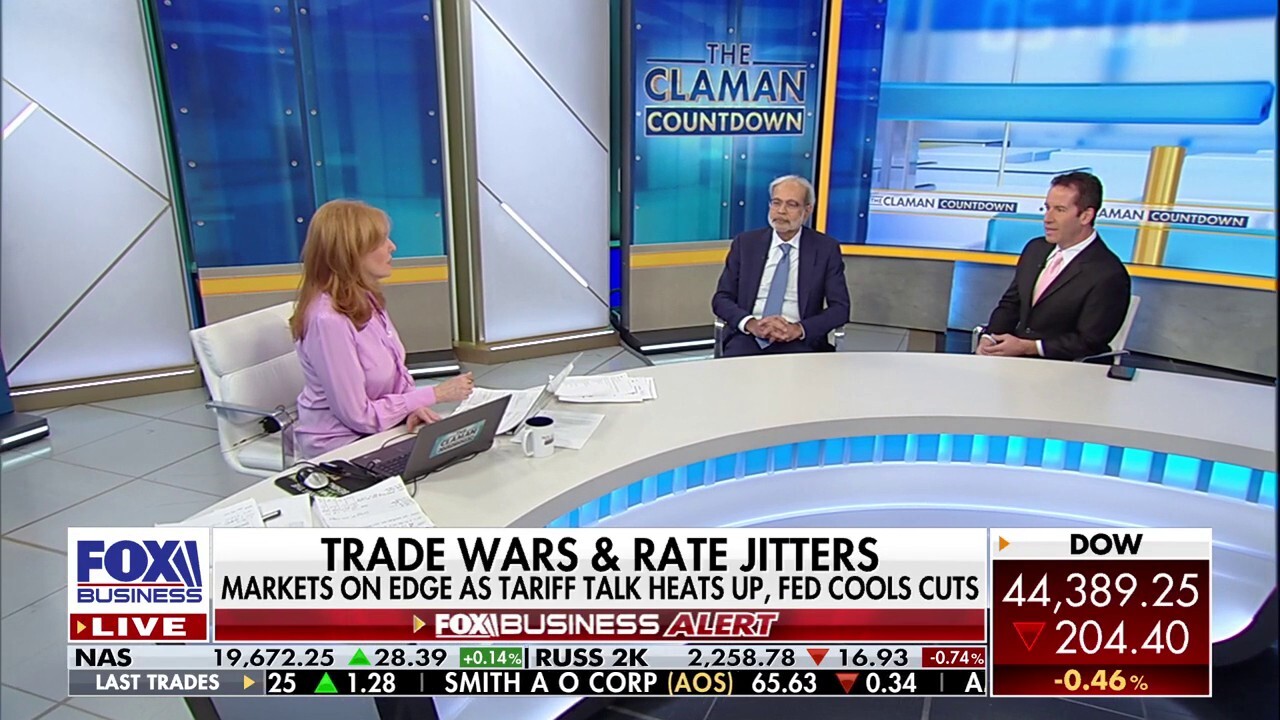 'The Claman Countdown' panelists Bankim Chadha and Scott Redler analyze market metrics.