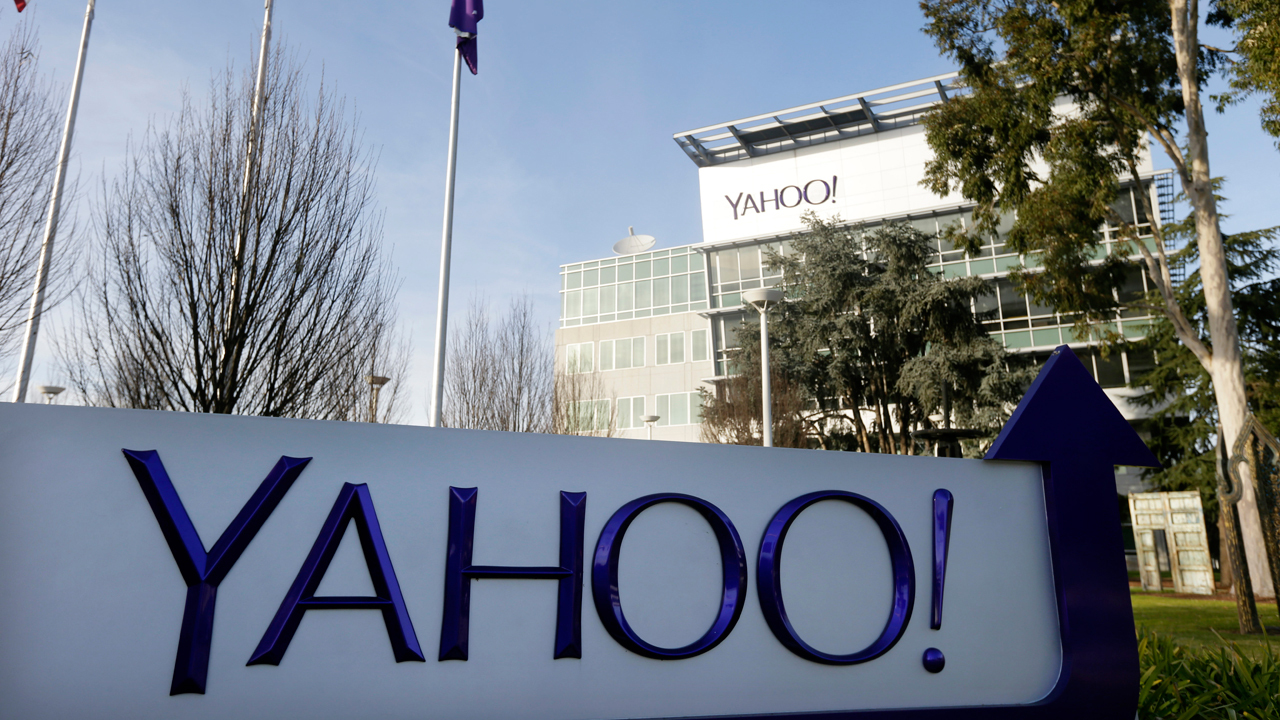Digging through Yahoos latest quarter