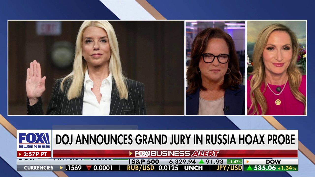 Senior Obama administration officials were relying on a 'political narrative,' says Rep. Laurel Lee