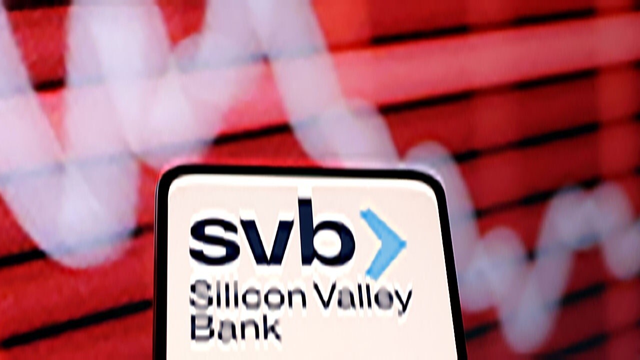 Silicon Valley Bank crash sparks big bank contagion fears