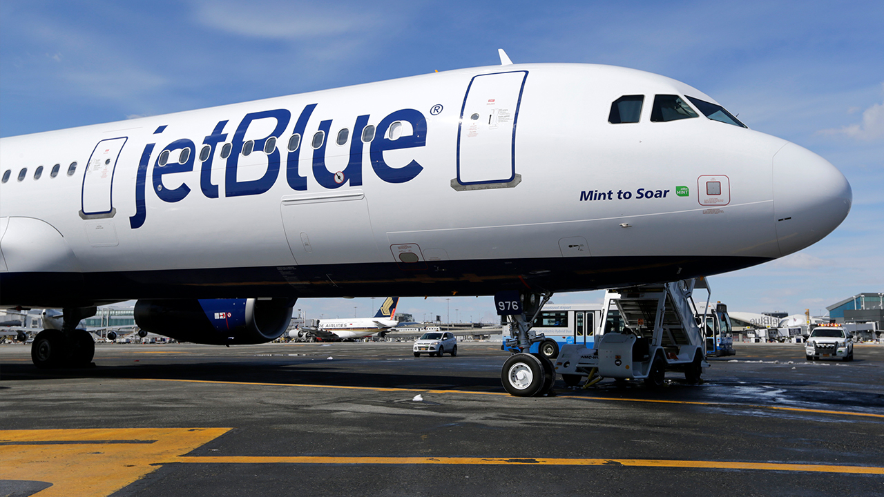 Florida senator on JetBlue potentially leaving NYC: Taxes make it 'hard' to do business