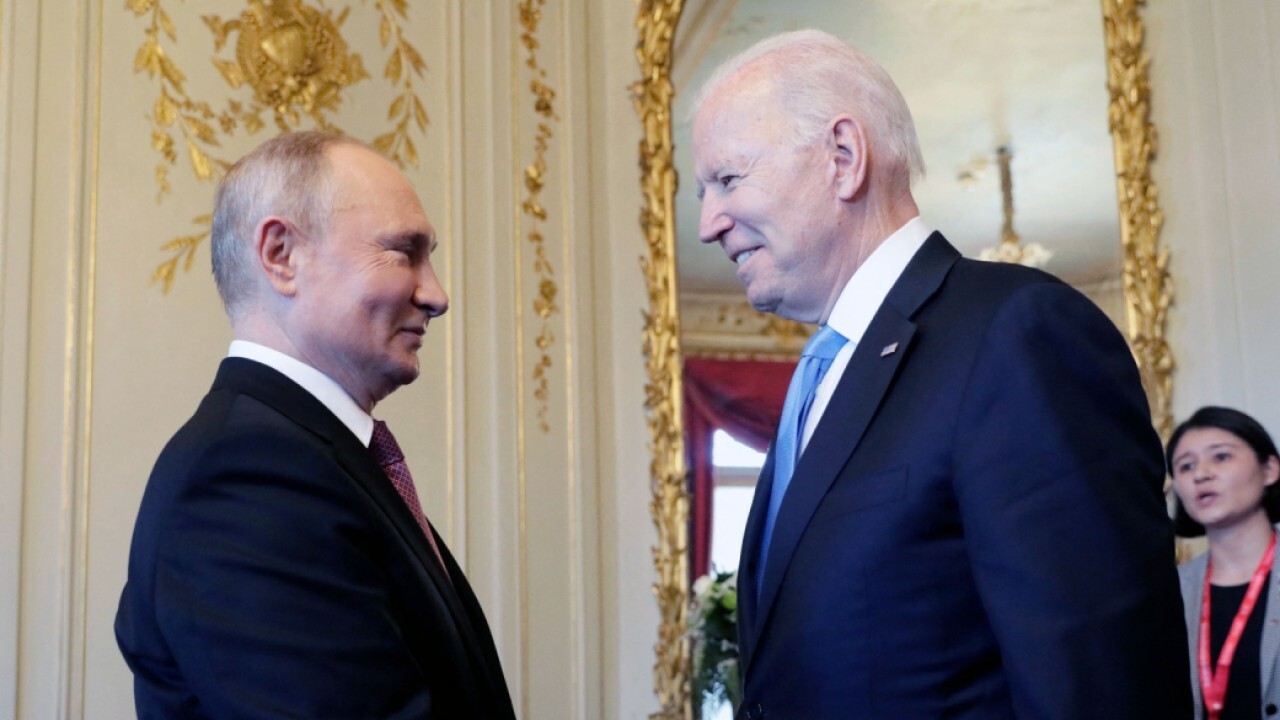 Republican leaders push Biden to fire back at Putin over cyberattacks