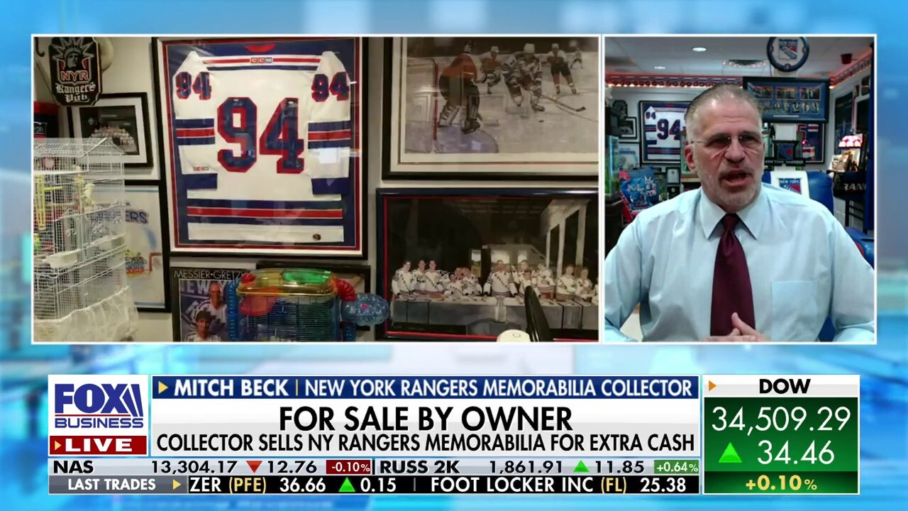 New York Rangers fan Mitch Beck unloads prized memorabilia: 'It's very difficult'