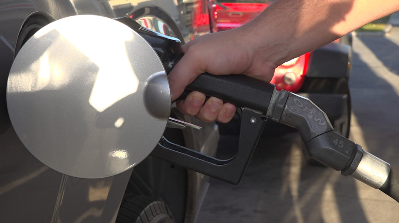 Gas prices soar nationwide