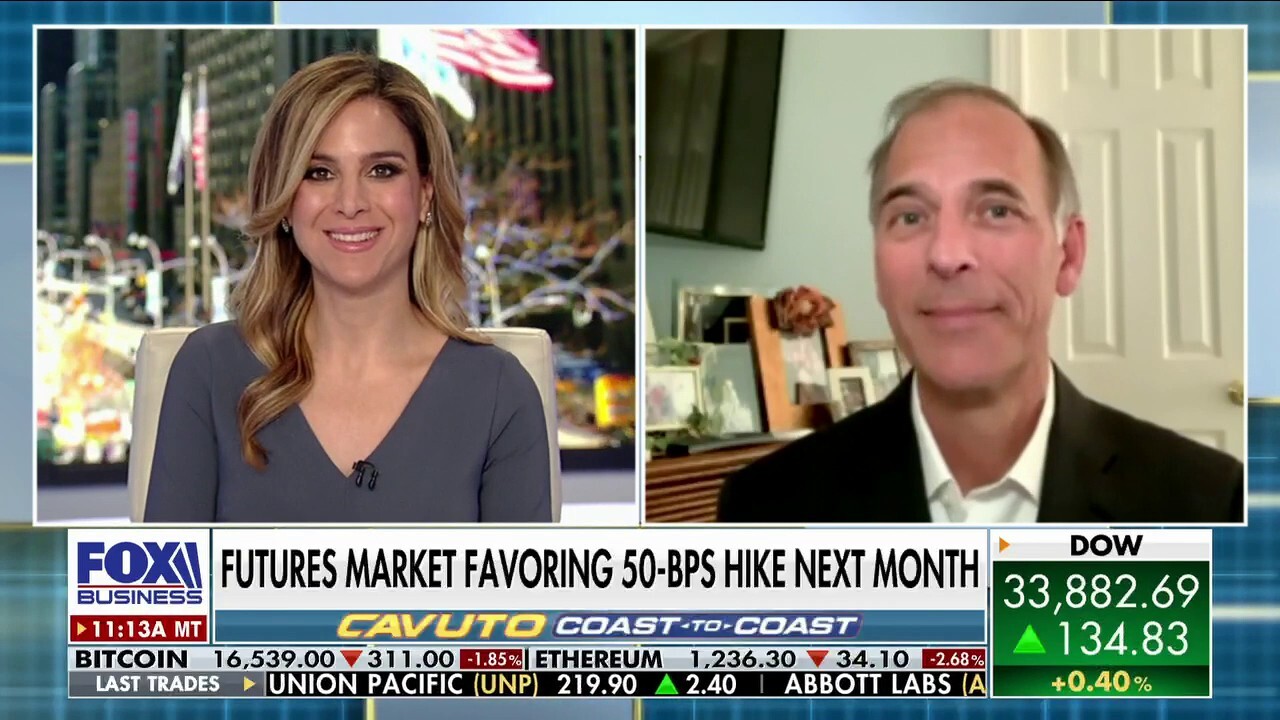 Moody's Analytics chief economist Mark Zandi argues the stock market's a 'tough place to be' when the Fed is raising rates.